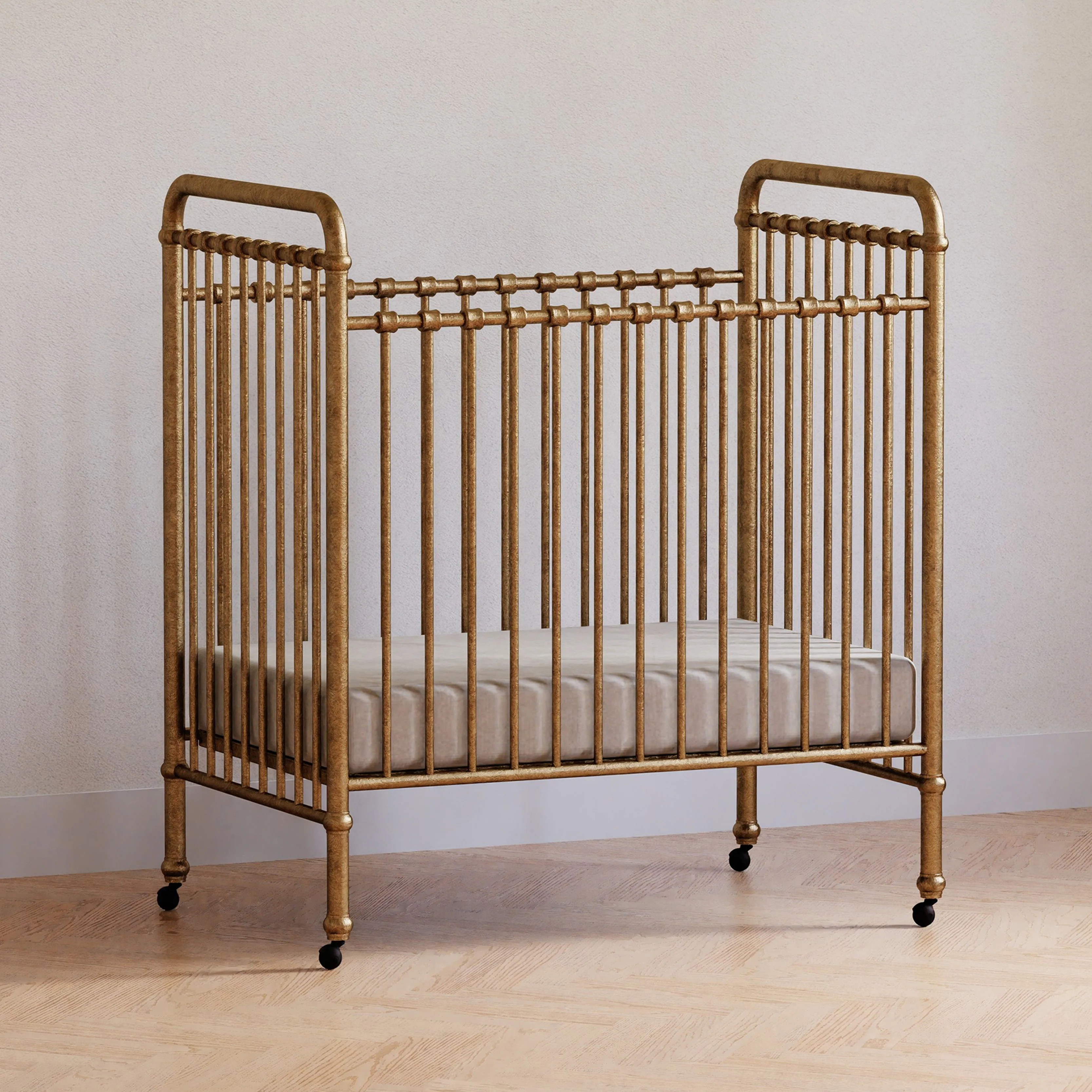 Abigail 3-in-1 Convertible Mini Crib - Image 5