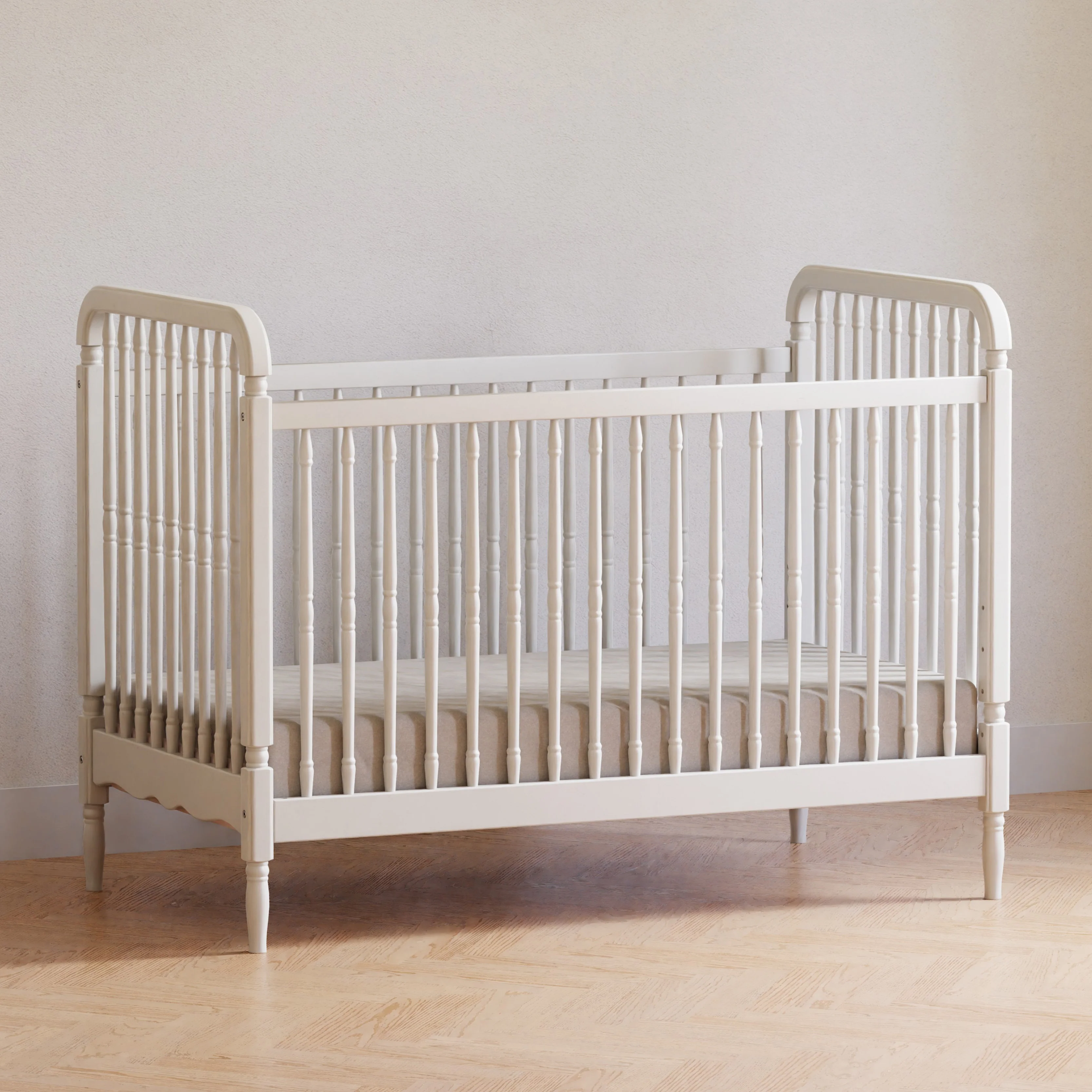 Liberty 3-in-1 Convertible Spindle Crib with Toddler Bed Conversion Kit - Image 12